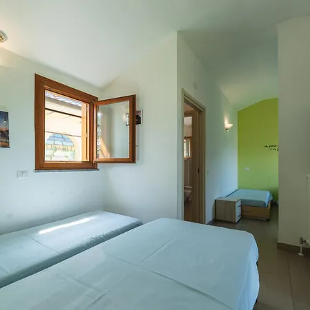 Casa Emmaus Affittacamere Maccagno